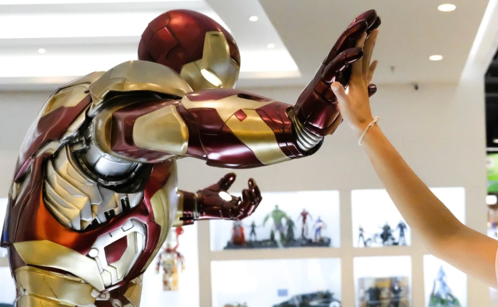 Ứng dụng AI mới của Ant Group khơi dậy giấc mơ trợ lý ảo cho Iron Man trở thành hiện thực 