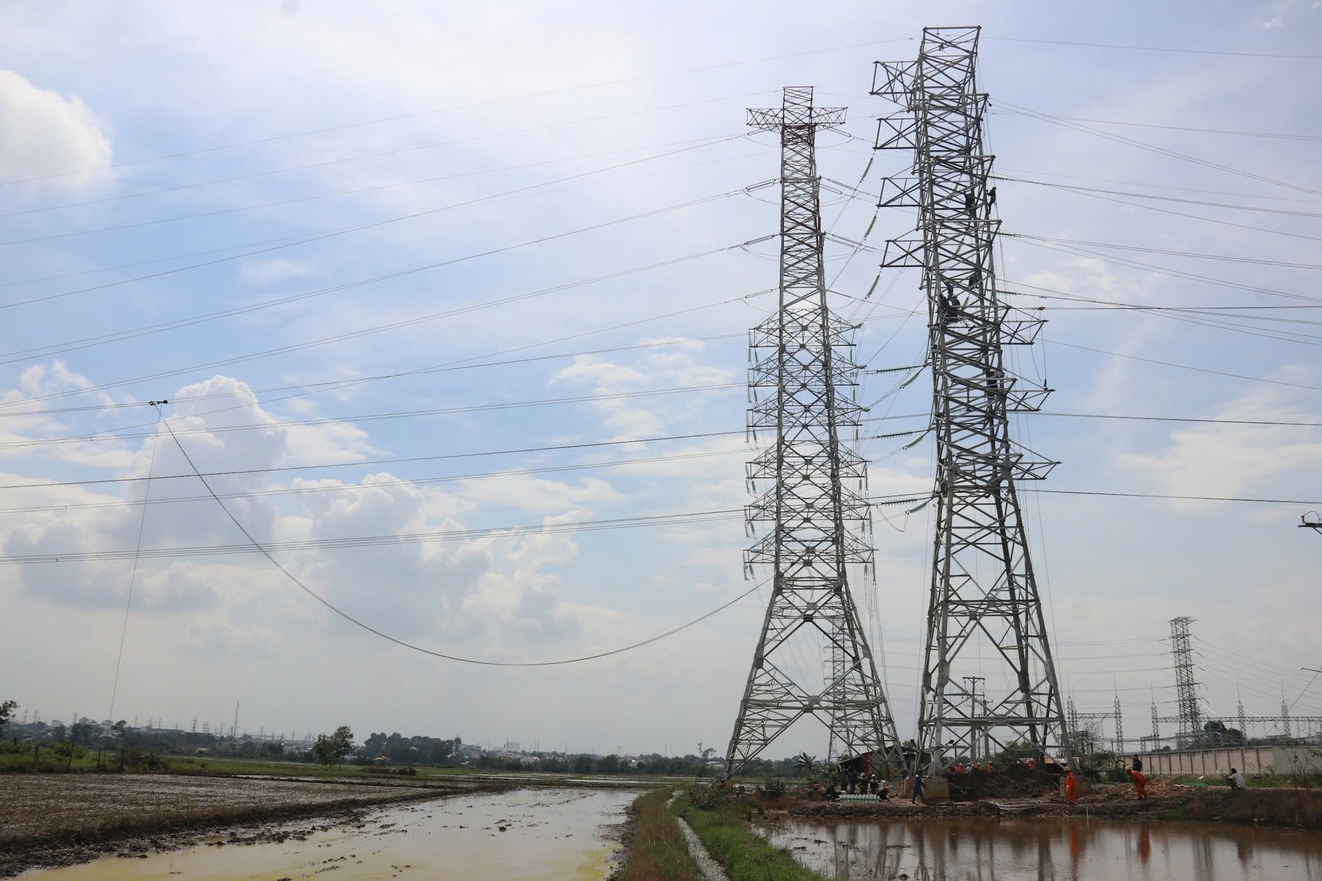 cong-trinh-lo-ra-110kv-tram-220kv-an-phuoc-dong-nai-dong-dien-vao-ngay-21.10.2024.jpg