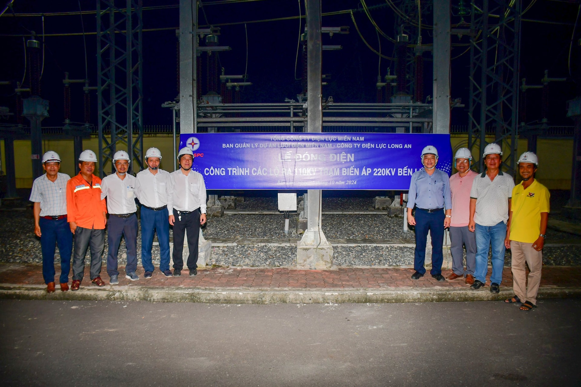 dong-dien-thanh-cong-cong-trinh-lo-110kv-tram-bien-ap-220kv-ben-luc-tinh-long-an-khuya-ngay-31.10.224-1-.jpg