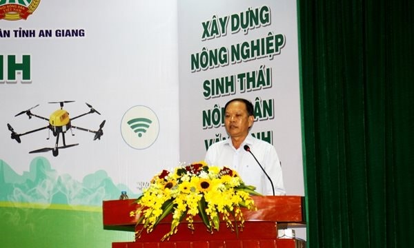 4-hoi-nghi.jpg