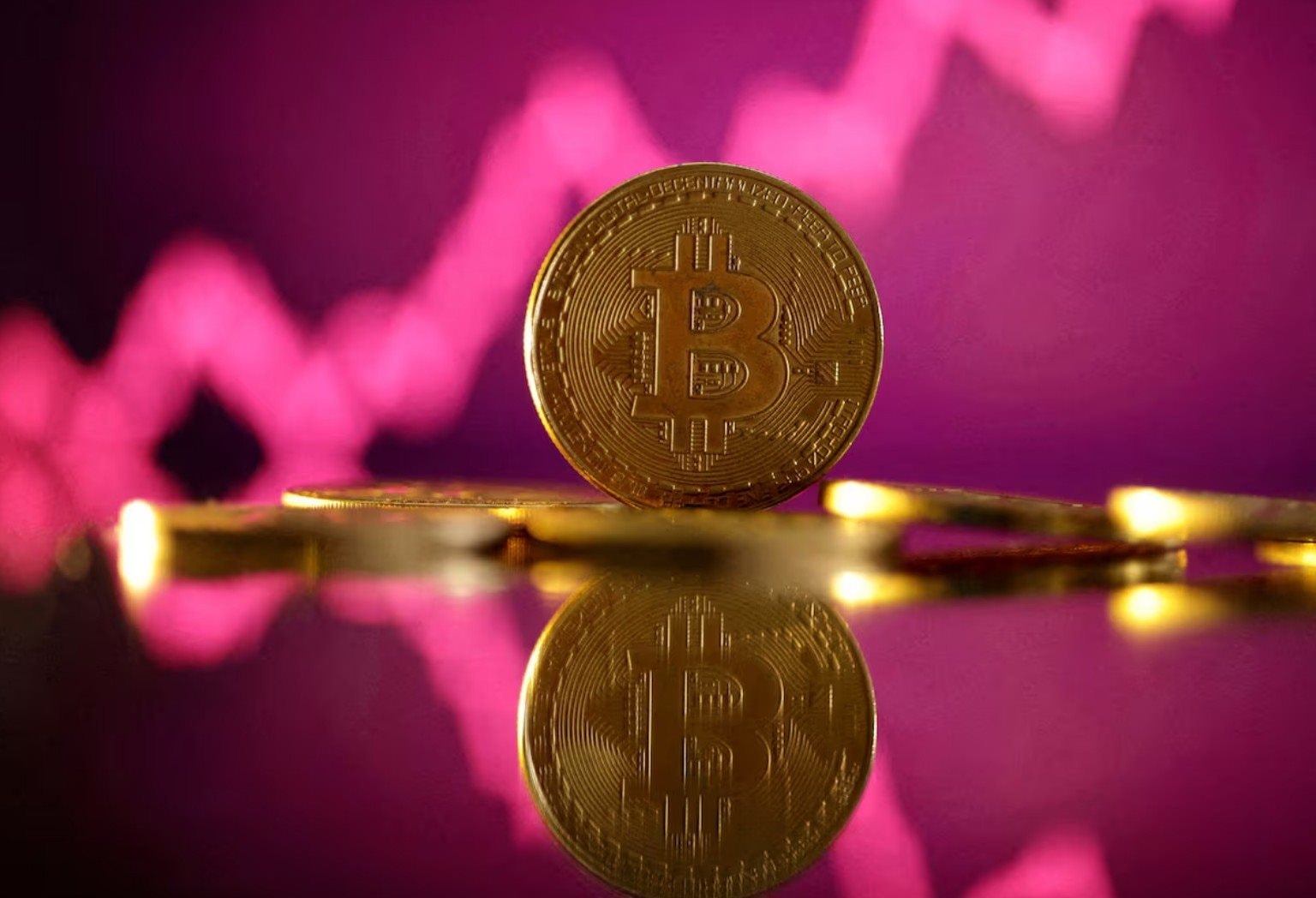 cac-nha-phan-tich-ky-vong-bitcoin-dat-moc-200-000-usd-vao-cuoi-nam-2025.jpg