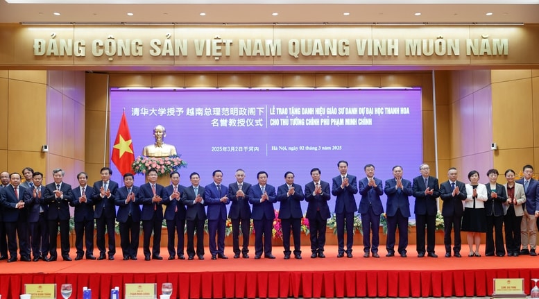 Lễ trao danh hiệu 'Giáo sư danh dự' Đại học Thanh Hoa tặng Thủ tướng Phạm Minh Chính- Ảnh 3.