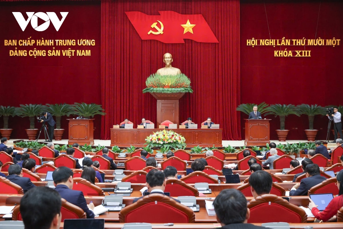 Ong truong hoa binh bi cach tat ca cac chuc vu trong Dang hinh anh 1