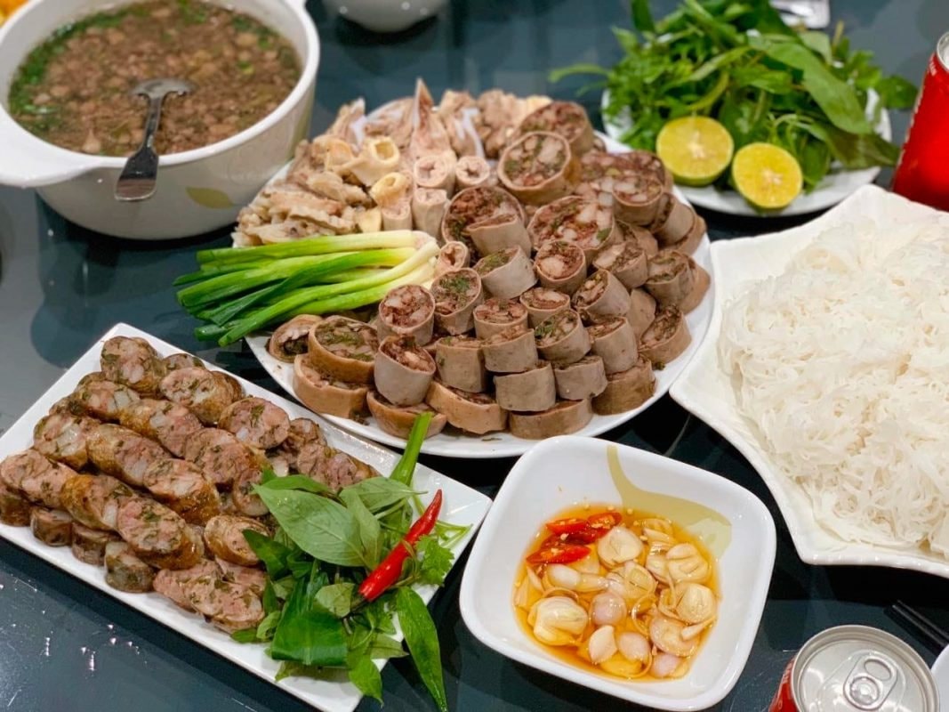quan-long-ngon-ha-noi-1.jpg