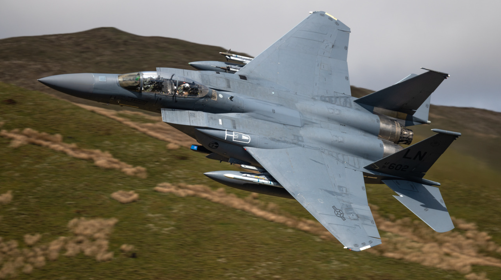 tiem-kich-f-15.png