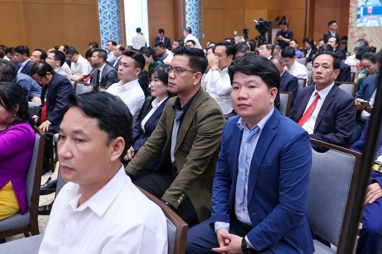 abac1602-17486645746972071152454(1).jpg