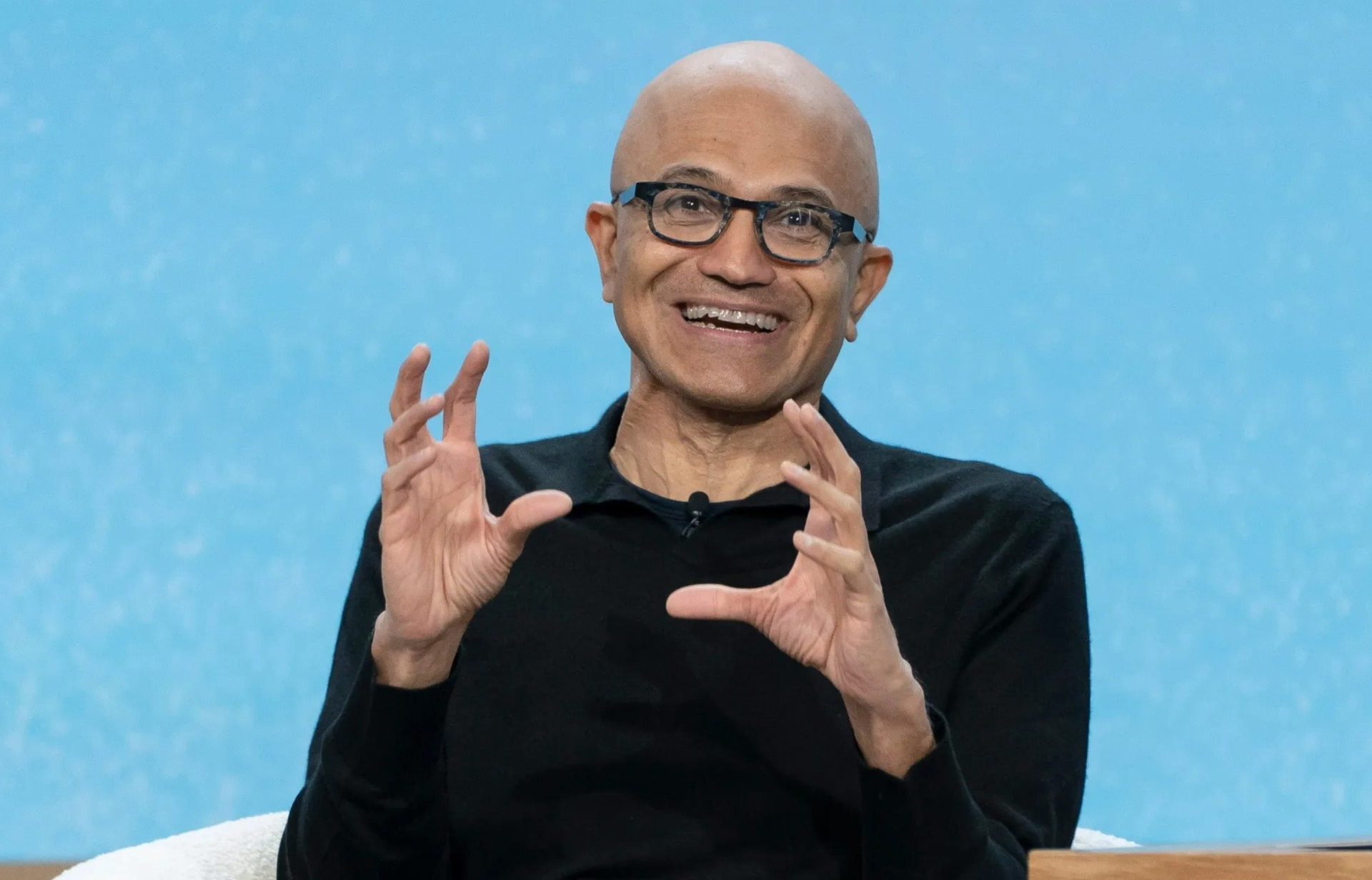 ceo-satya-nadella-microsoft-kiem-duoc-tien-tu-chatgpt-muon-hop-tac-voi-openai-nhieu-thap-ky.jpg