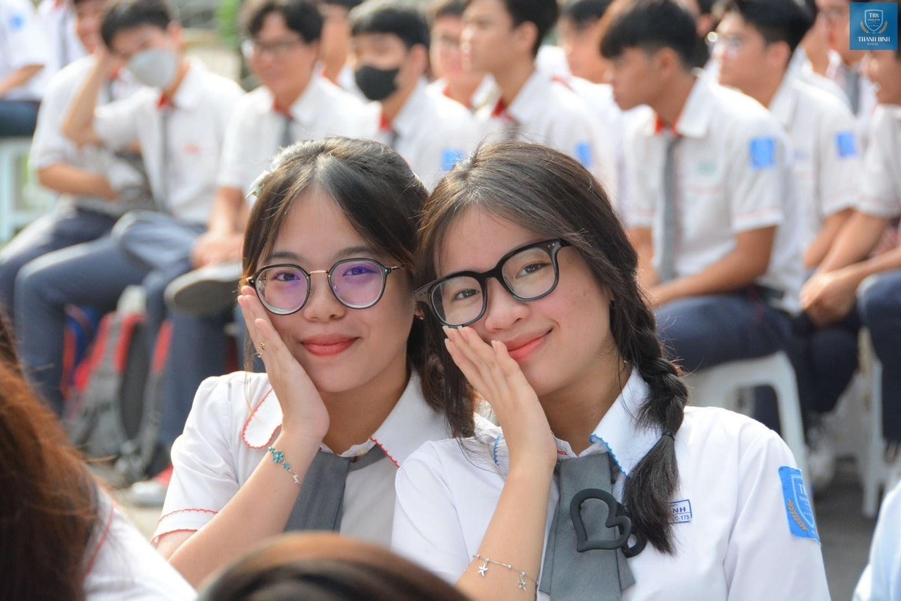 Hơn 76.000 học sinh TP.HCM làm thủ tục thi lớp 10 