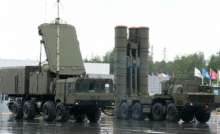 s-400-cua-nga.png