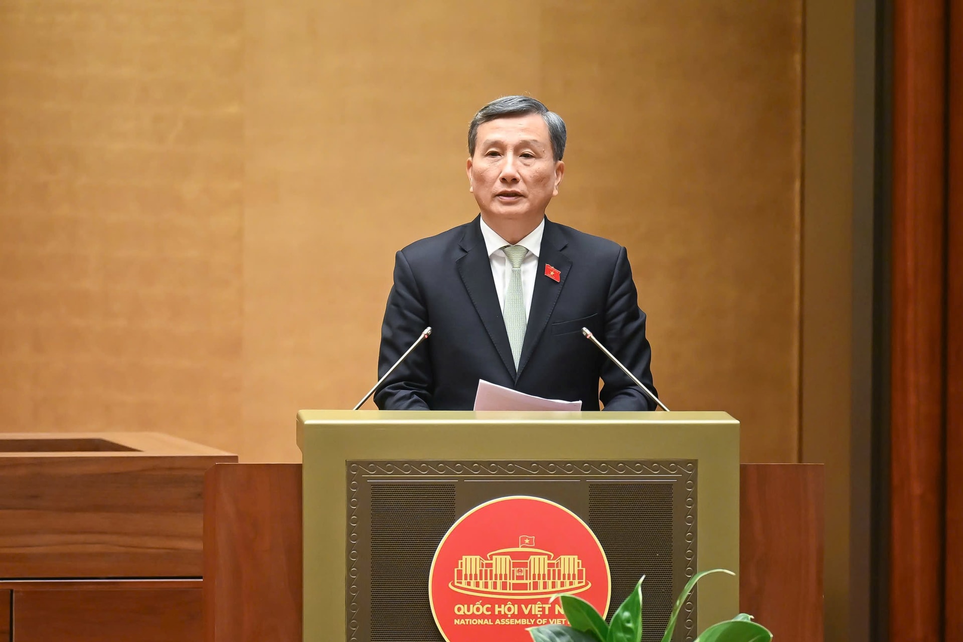 huy.jpg