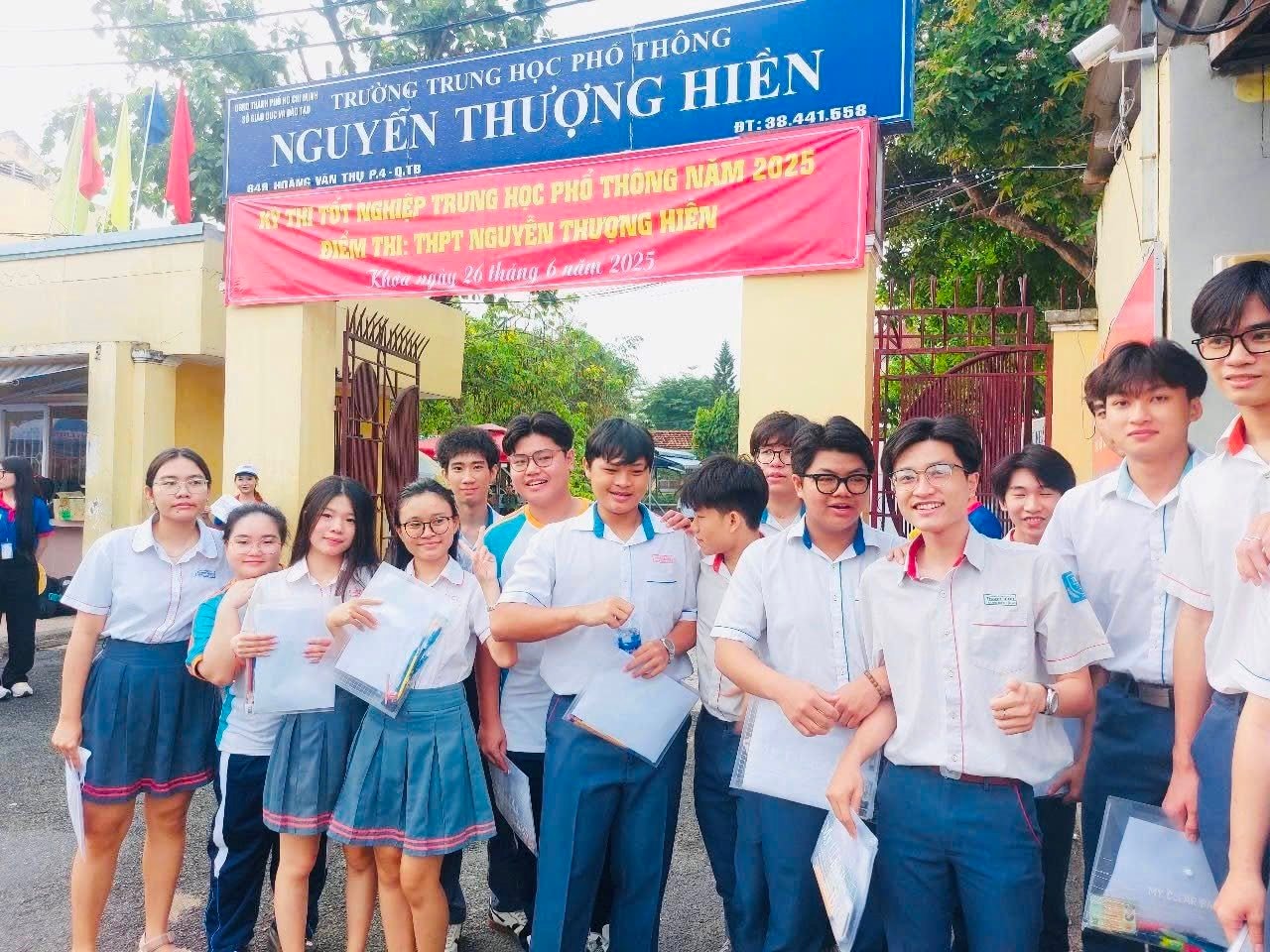 Kỳ thi tốt nghiệp THPT 2025: Đề Ngữ văn mang tính thời sự cao, vừa sức với thí sinh 