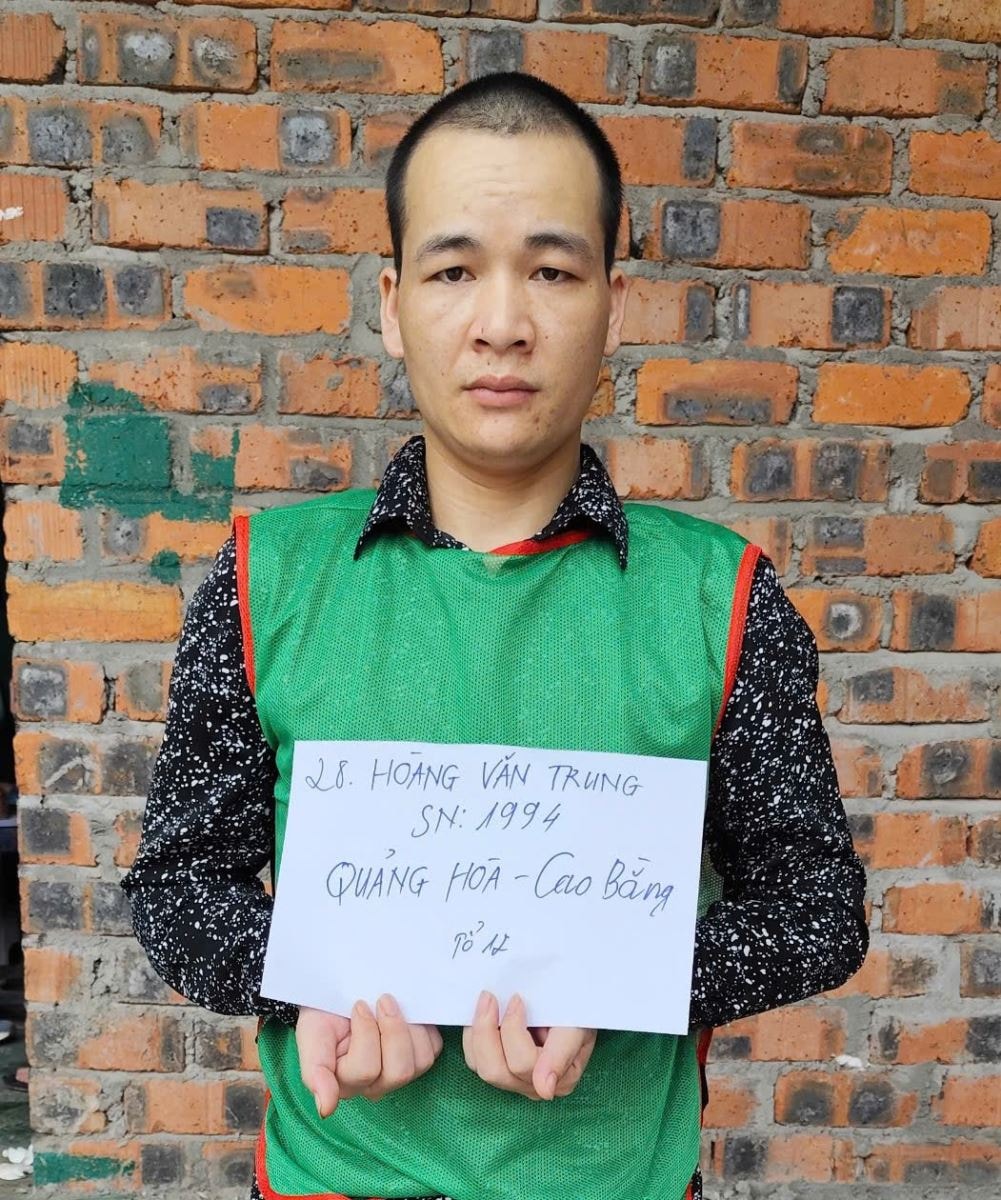 bong ma mang san vang ao 3