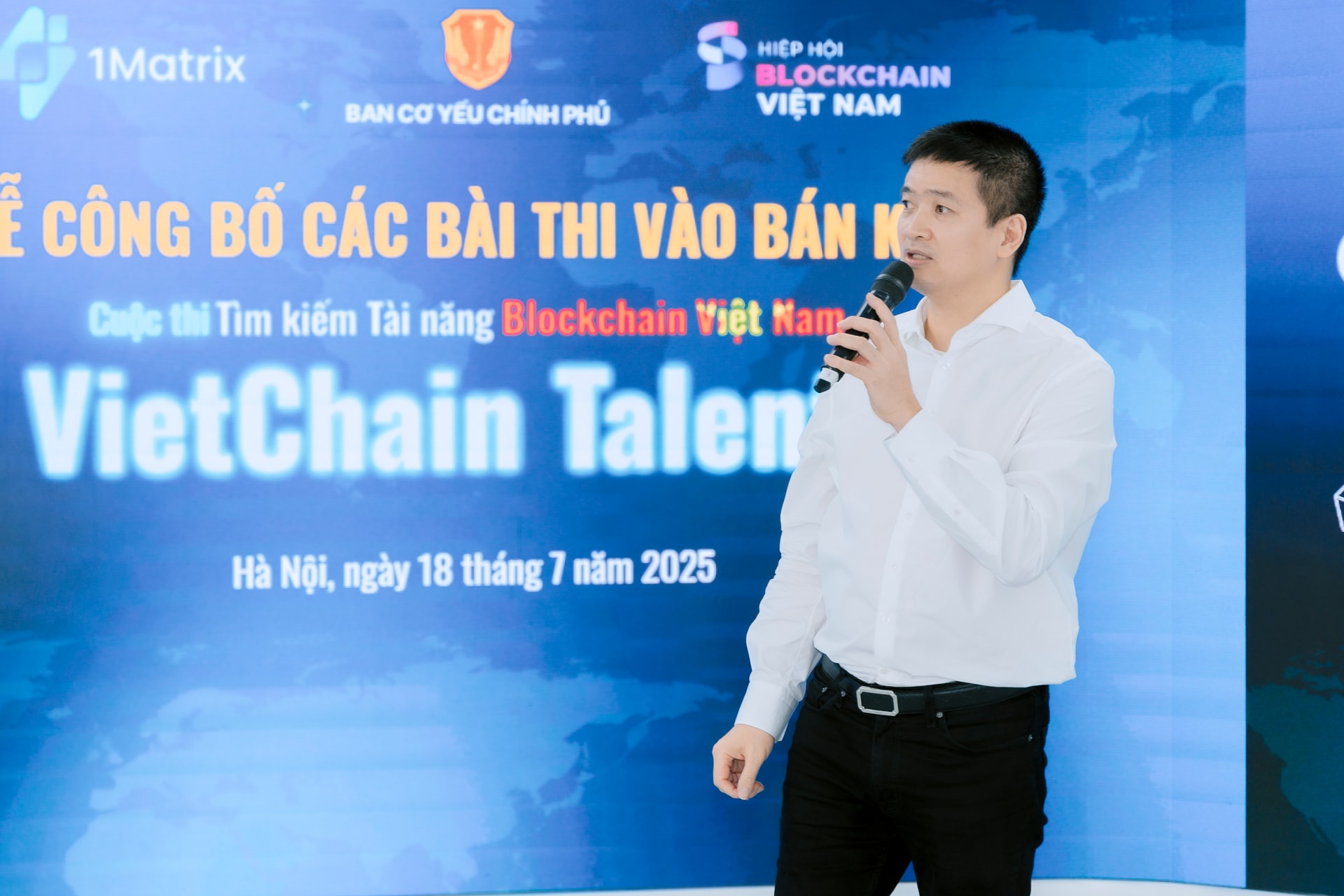 nam06704.jpg