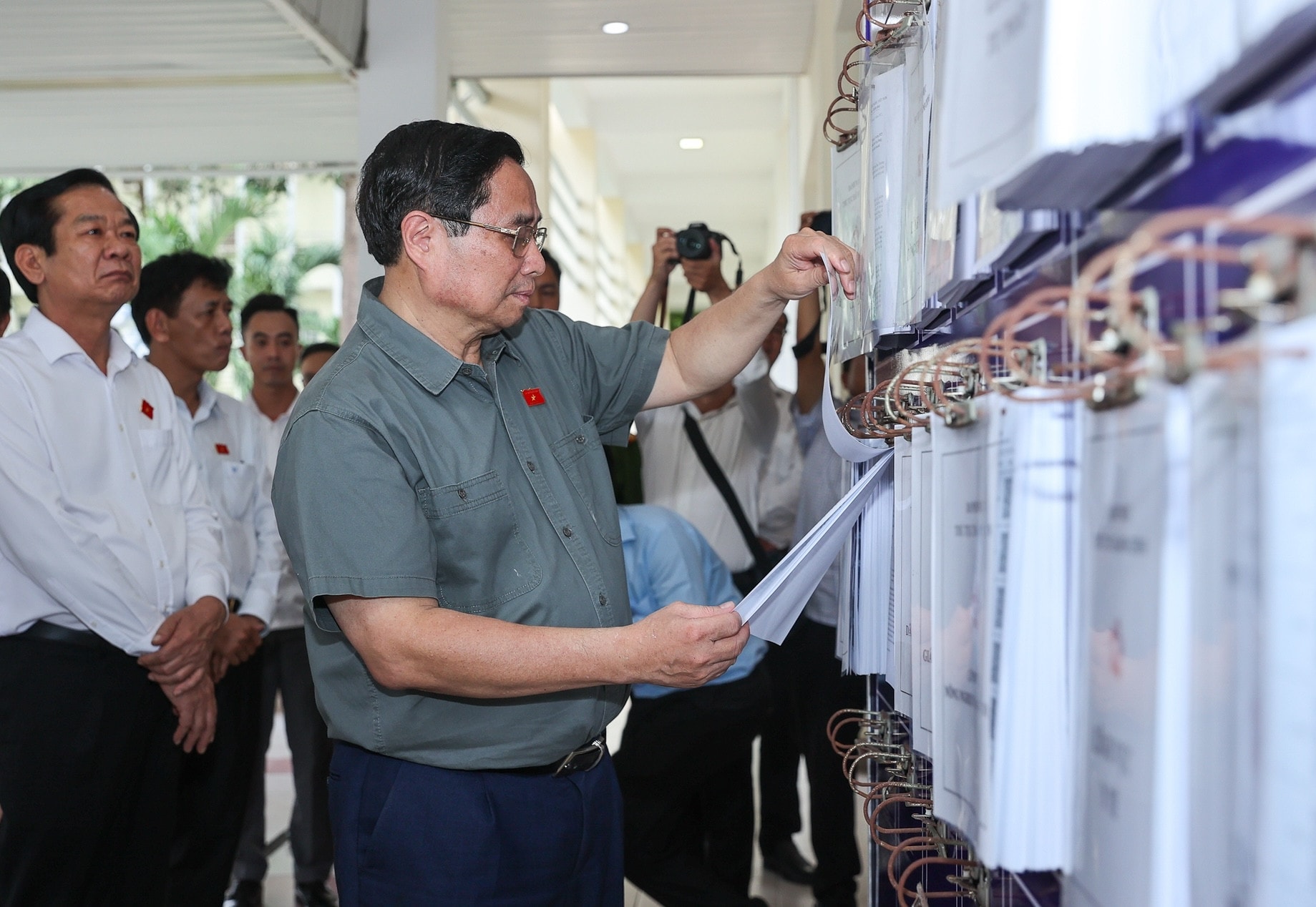 thutuong-14.jpg