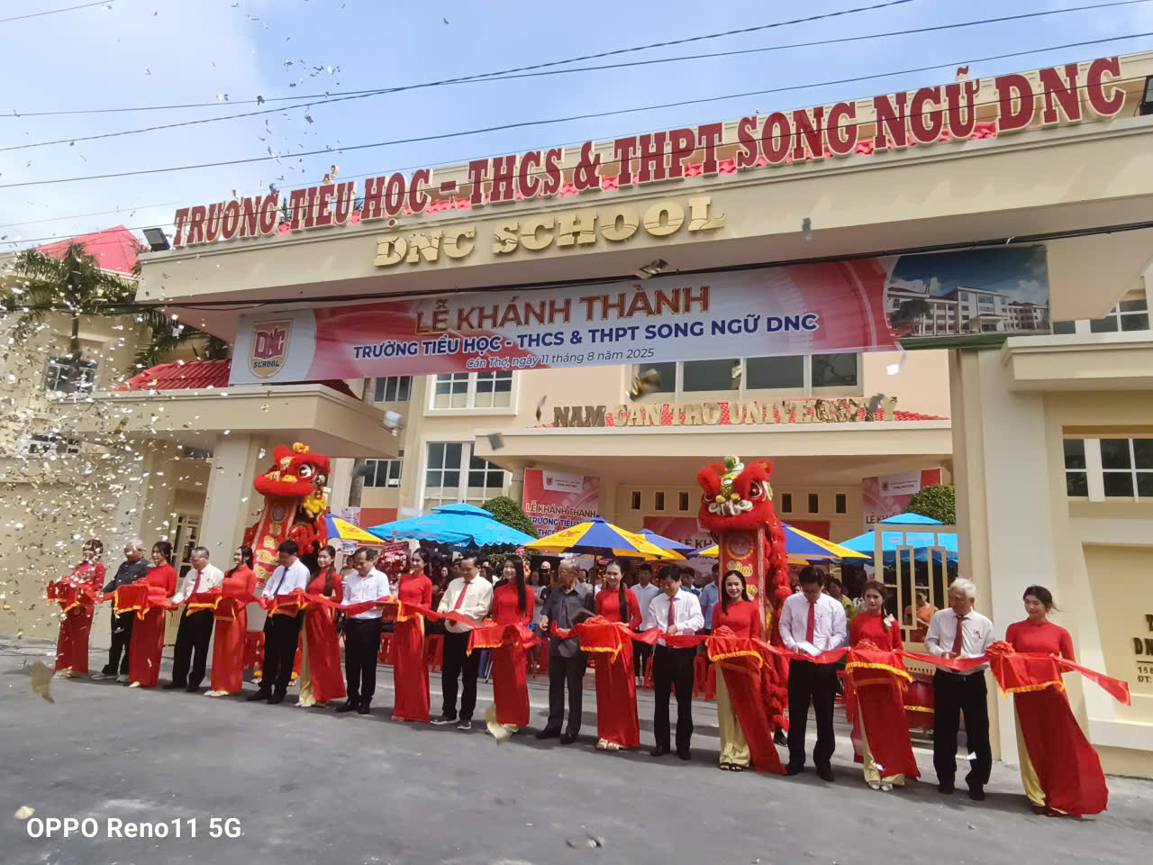 Lễ cắt băng Khánh thành DNC School