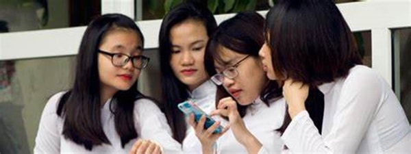 giới trẻ việt nam dùng ai