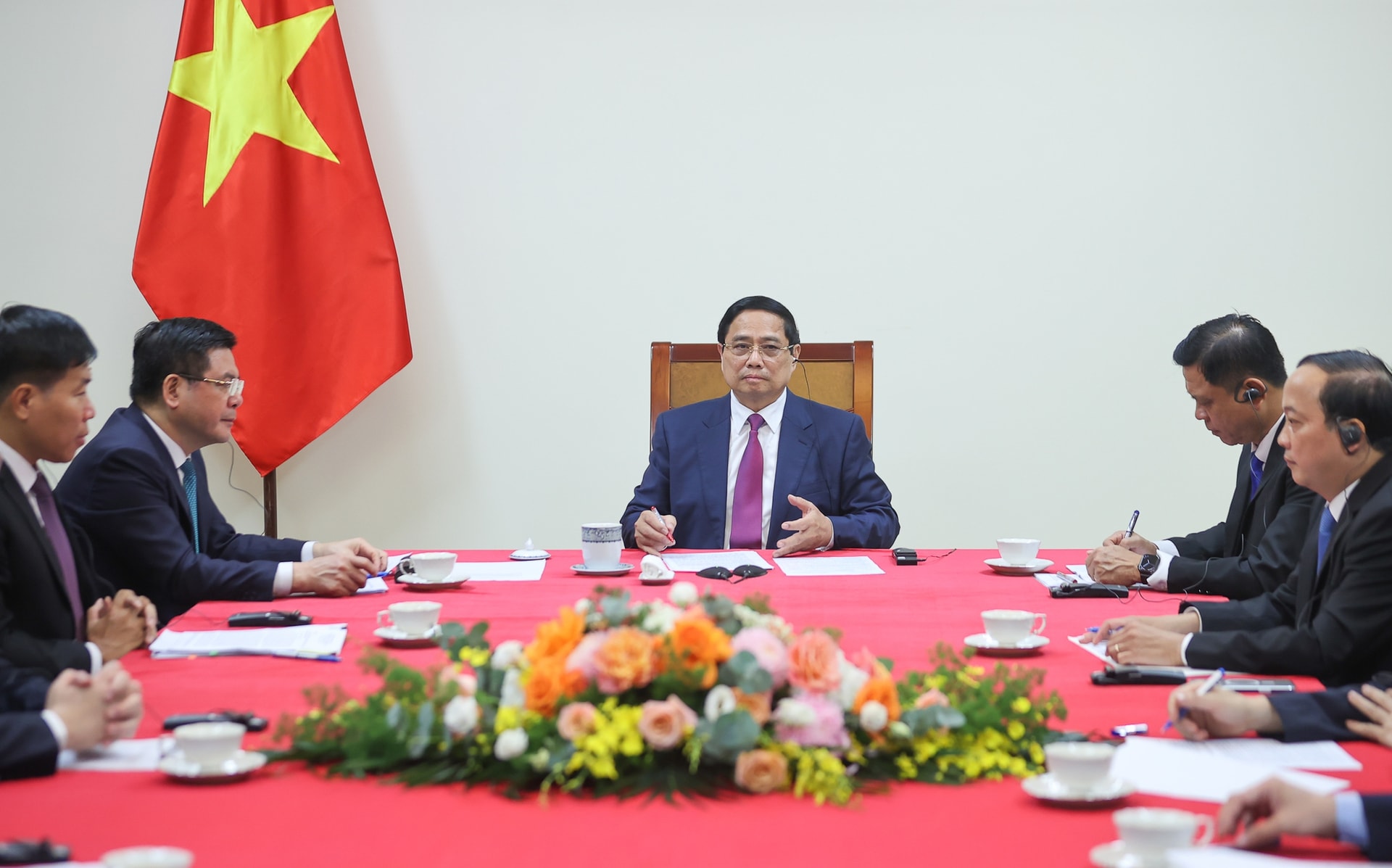 Thủ tướng Phạm Minh Chính điện đàm với Thủ tướng Campuchia Hun Manet- Ảnh 2. Thủ tướng Phạm Minh Chính điện đàm với Thủ tướng Campuchia Hun Manet- Ảnh 2.