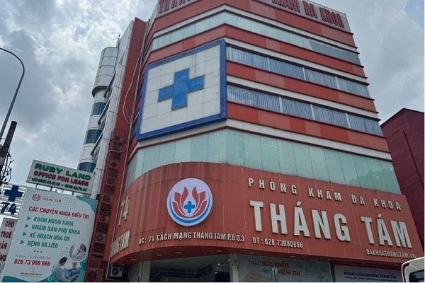 tphcm-chuyen-ho-so-cho-cong-an0dieu0tra-phong-kham0da-khoa-thang-tam-hinh-anh.jpg