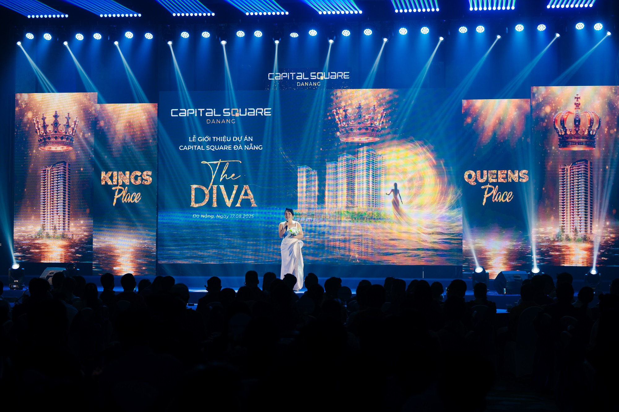 Diva Mỹ Linh đem đến màn trình diễn thăng hoa và đầy cảm xúc