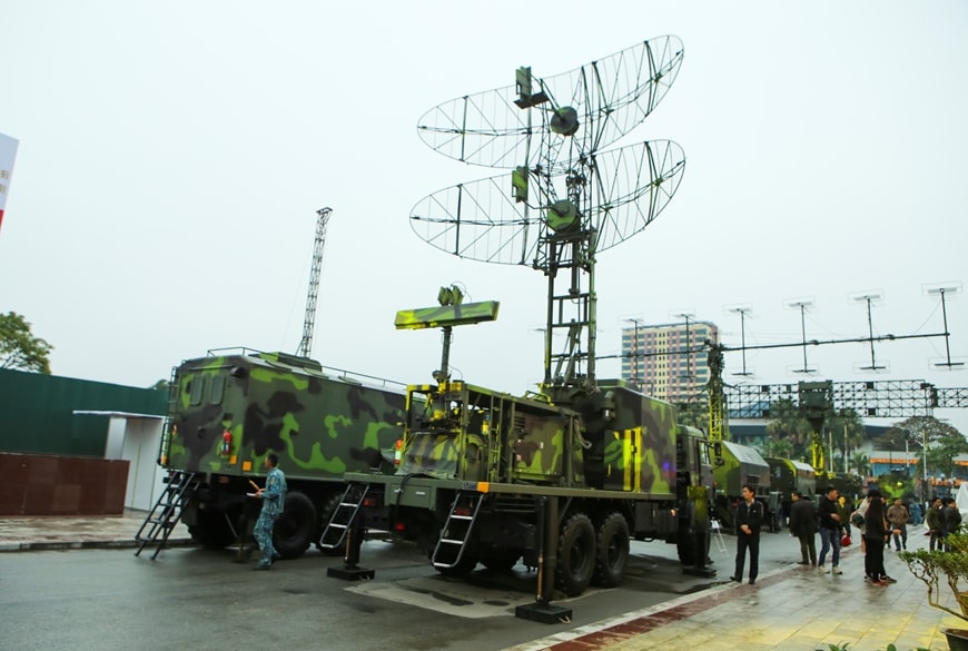 cong-nghe-quoc-phong-qua-5-giai-doan-lich-su-tu-no-than-co-loa-den-radar-hien-dai-12211211(1).jpg