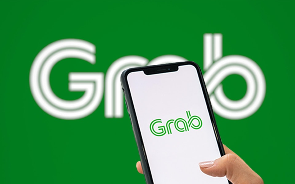 Ứng dụng Grab hiện giá cước tăng gấp hàng trăm lần ở Singapore, Malaysia gây sốc 