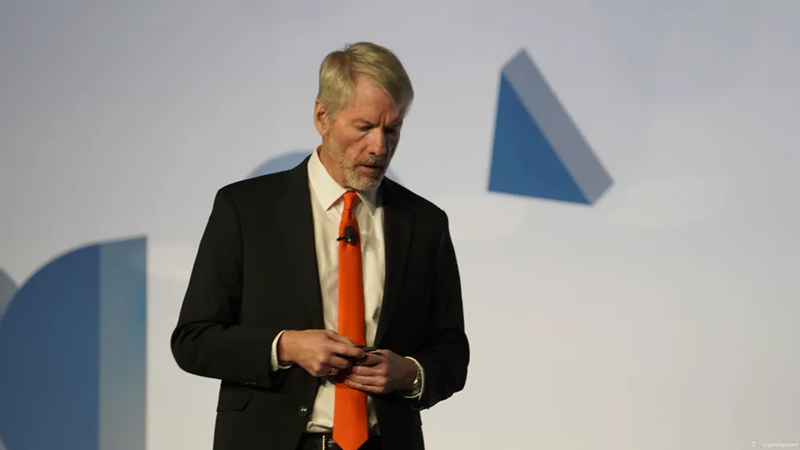 Michel saylor