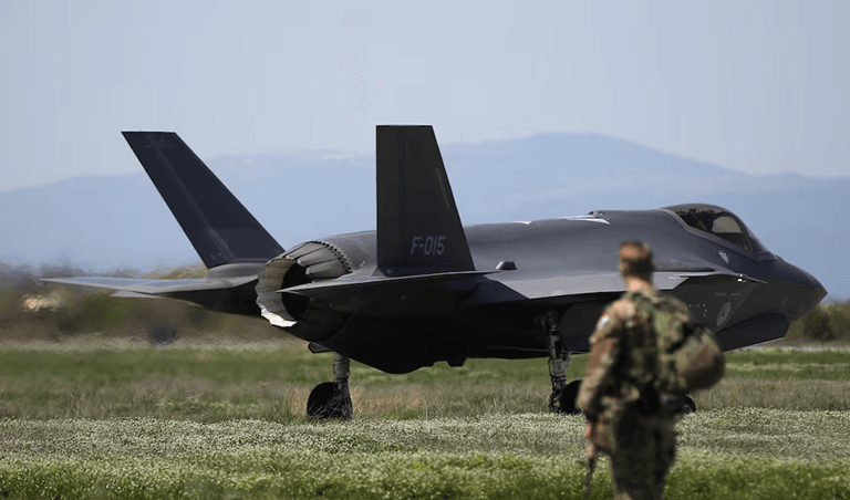 f-35-ha-lan-reutersd.png