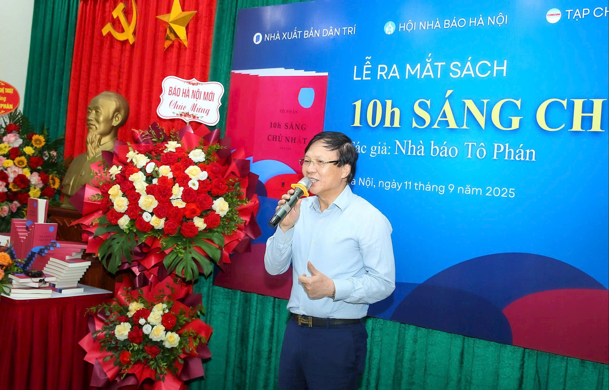 ra-mat-sach-10-h-sang-chu-nhat-6.jpg