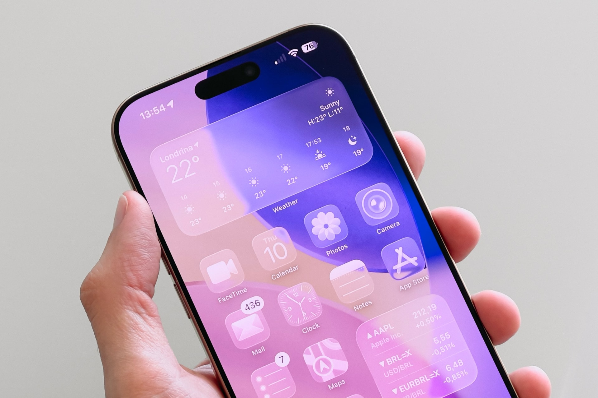 How to reduce the Liquid Glass effect in iOS 26 | Macworld