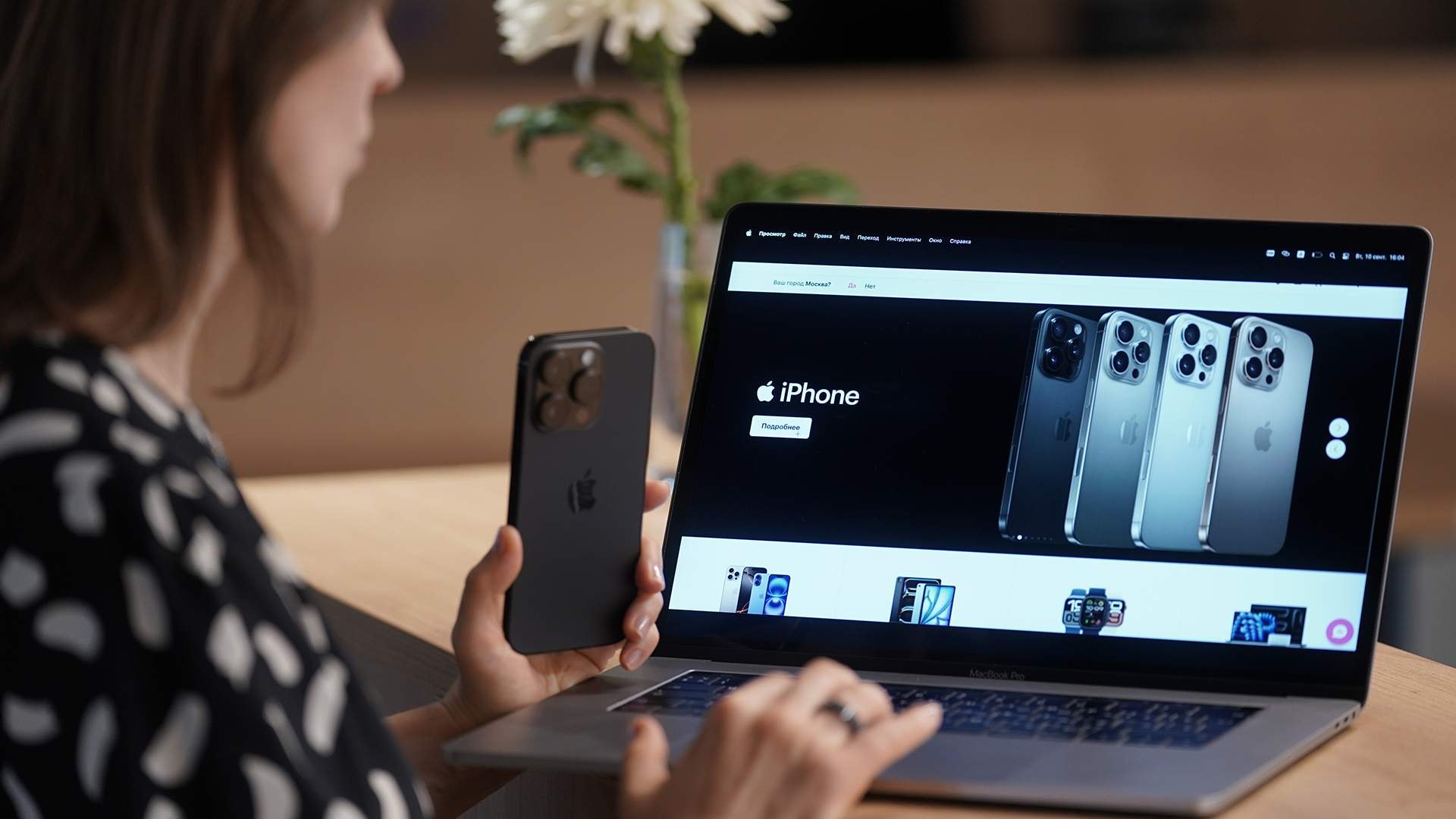 Cảm xúc của người Nga khi mua iPhone 17 