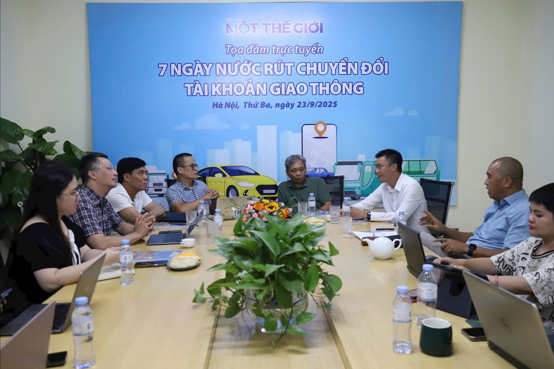 toan-canh-2.jpg