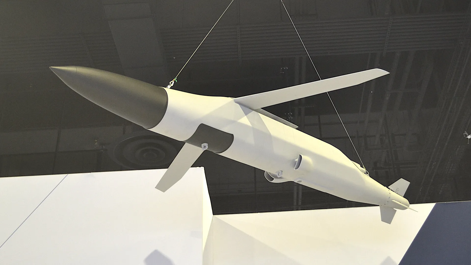 Mô hình JDAM - Ảnh TWZ