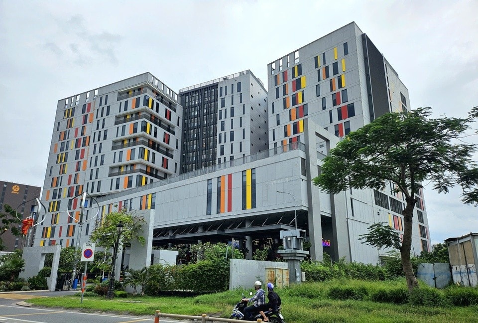 toa nha thong minh