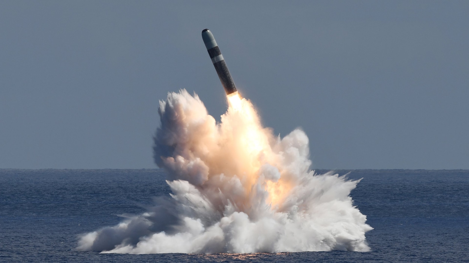 Mỹ thử nghiệm tên lửa Trident II D5 giữa lúc thế giới căng thẳng 