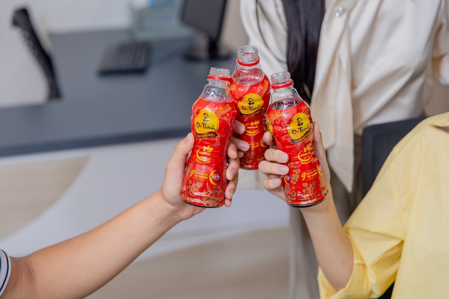 Trà Thanh Nhiệt Dr Thanh sớm vượt qua những tiêu chuẩn khắt khe để tiến ra thế giới, trong đó có những thị trường đặc biệt khó tính.