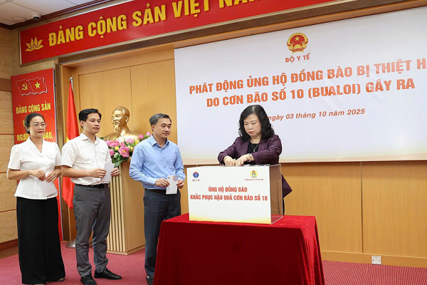 bao-so-10-can-quet-300-co-so-yt-tang-hoang-nganh-y te-gong-minh-giua-tambao-hinh-anh