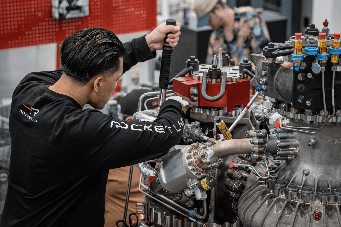 Peter Beck Kỹ sư tự học lập công ty vũ trụ thách thức Elon Musk và Jeff Bezos (6)