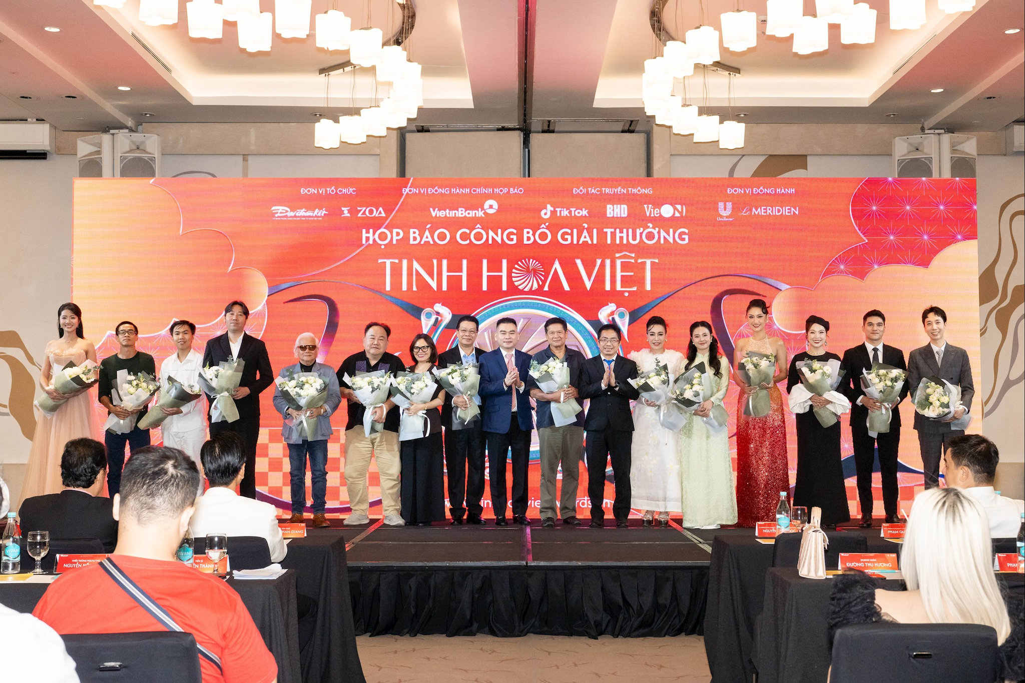 Đại sứ Tinh Hoa Việt tại lễ công bố giải thưởng - Ảnh: T.V