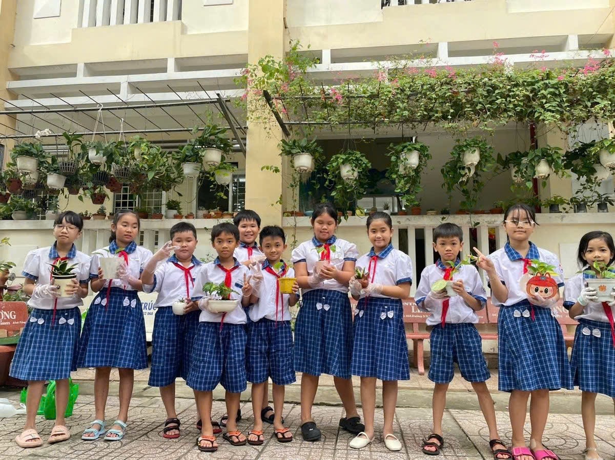 Trường học sinh thái ASEAN - không rác thải nhựa 