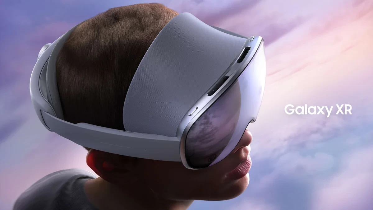 Samsung tung Galaxy XR đấu Apple Vision Pro, được Google và Qualcomm trợ lực 