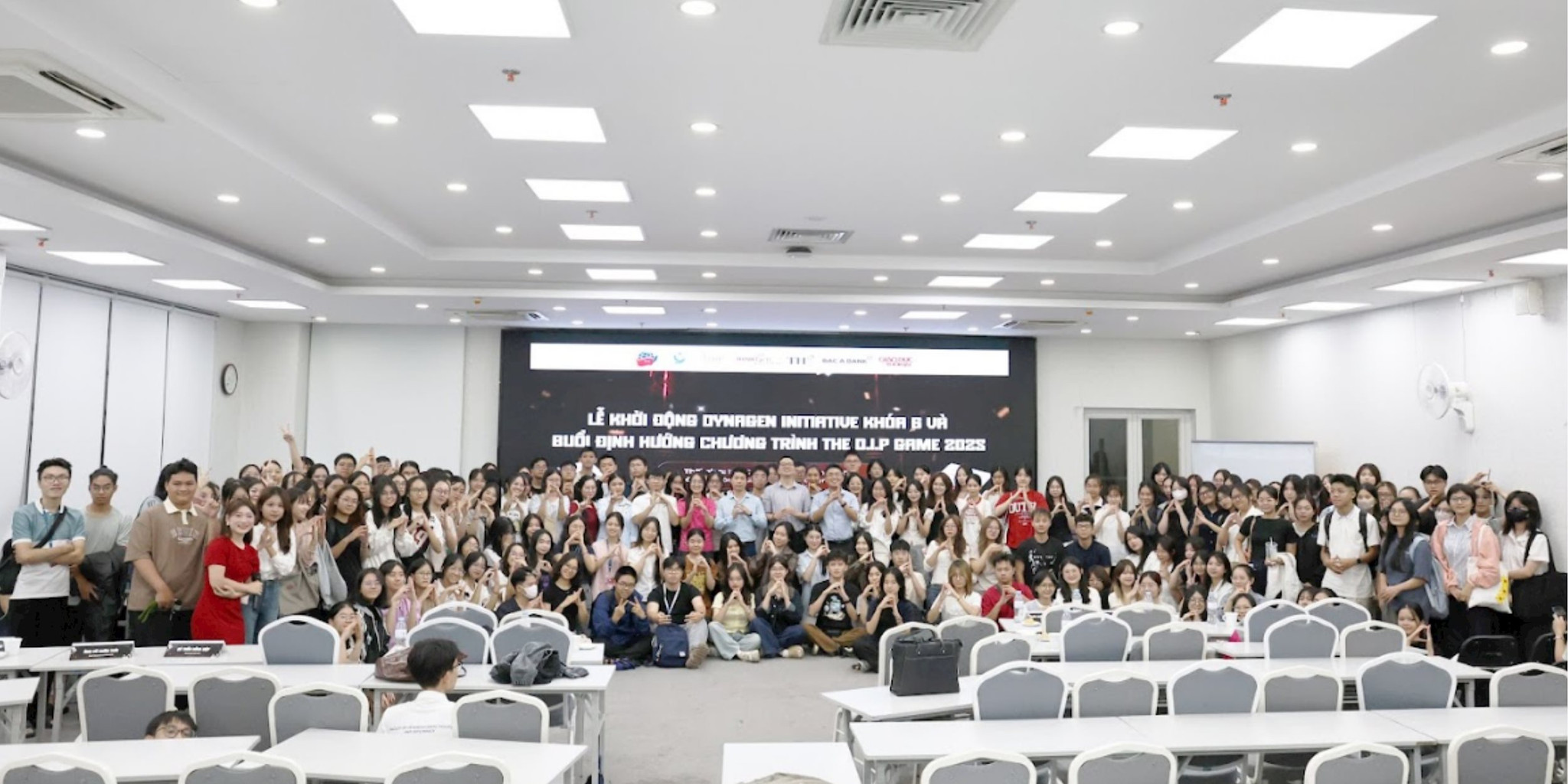 1. Khoi dong sang kien phat trienh sinh vien Dynagen Initiative