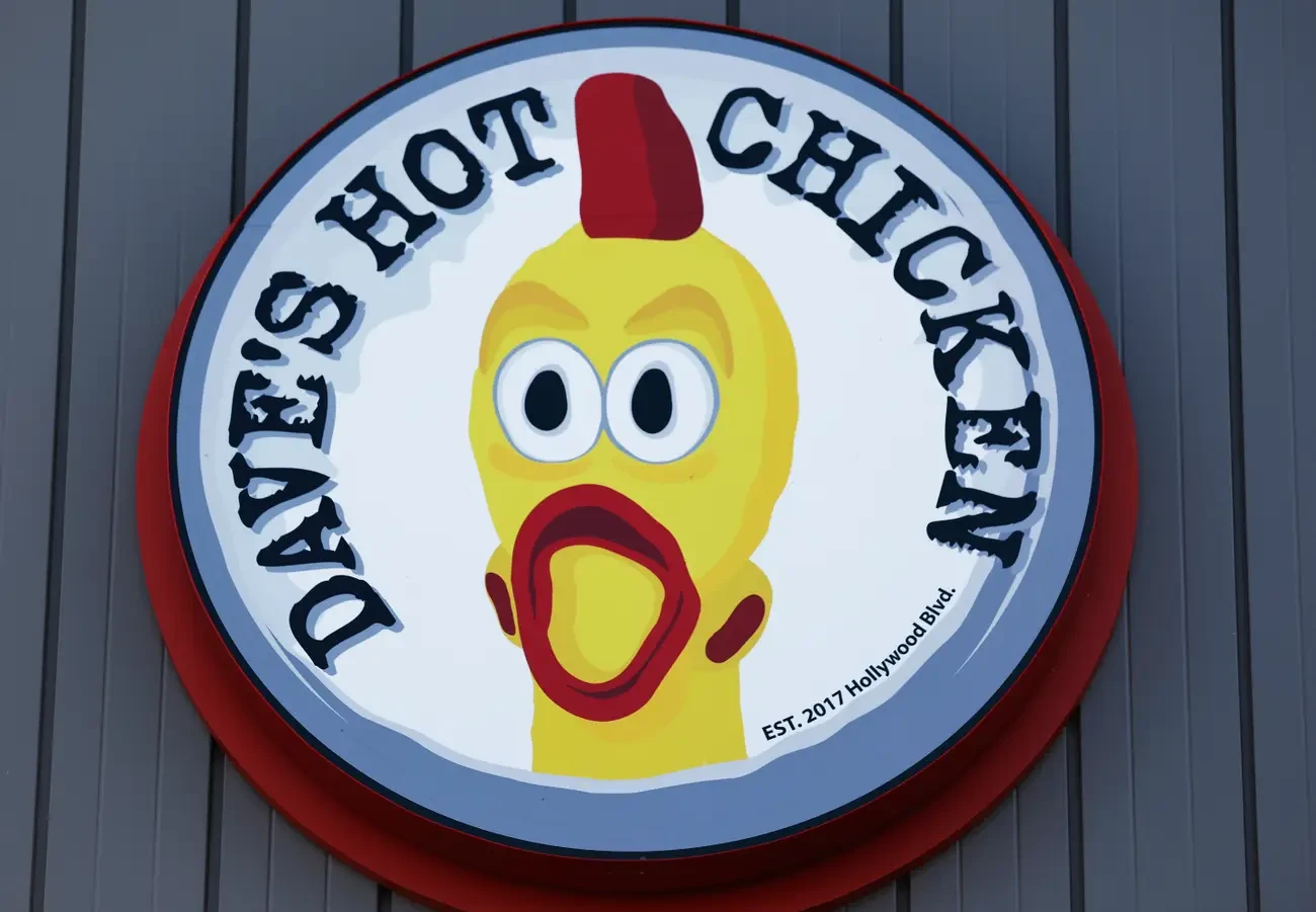 Lý do Dave’s Hot Chicken vượt Sora và ChatGPT trên App Store11