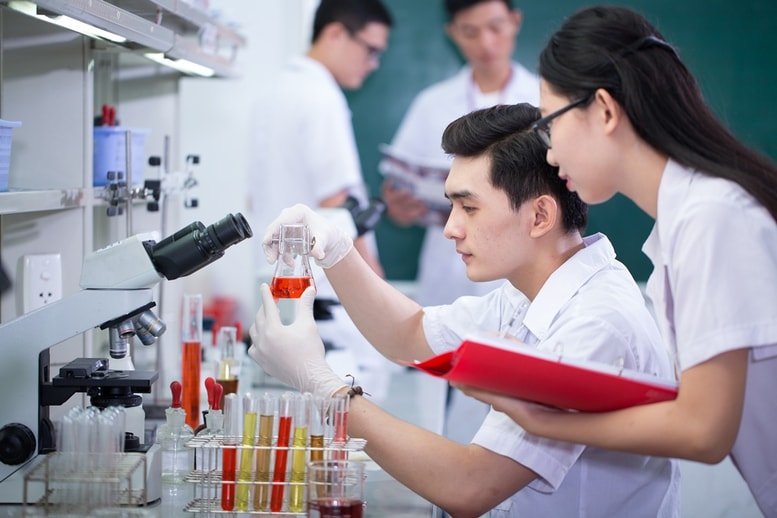thu hút nhân tài khoa học