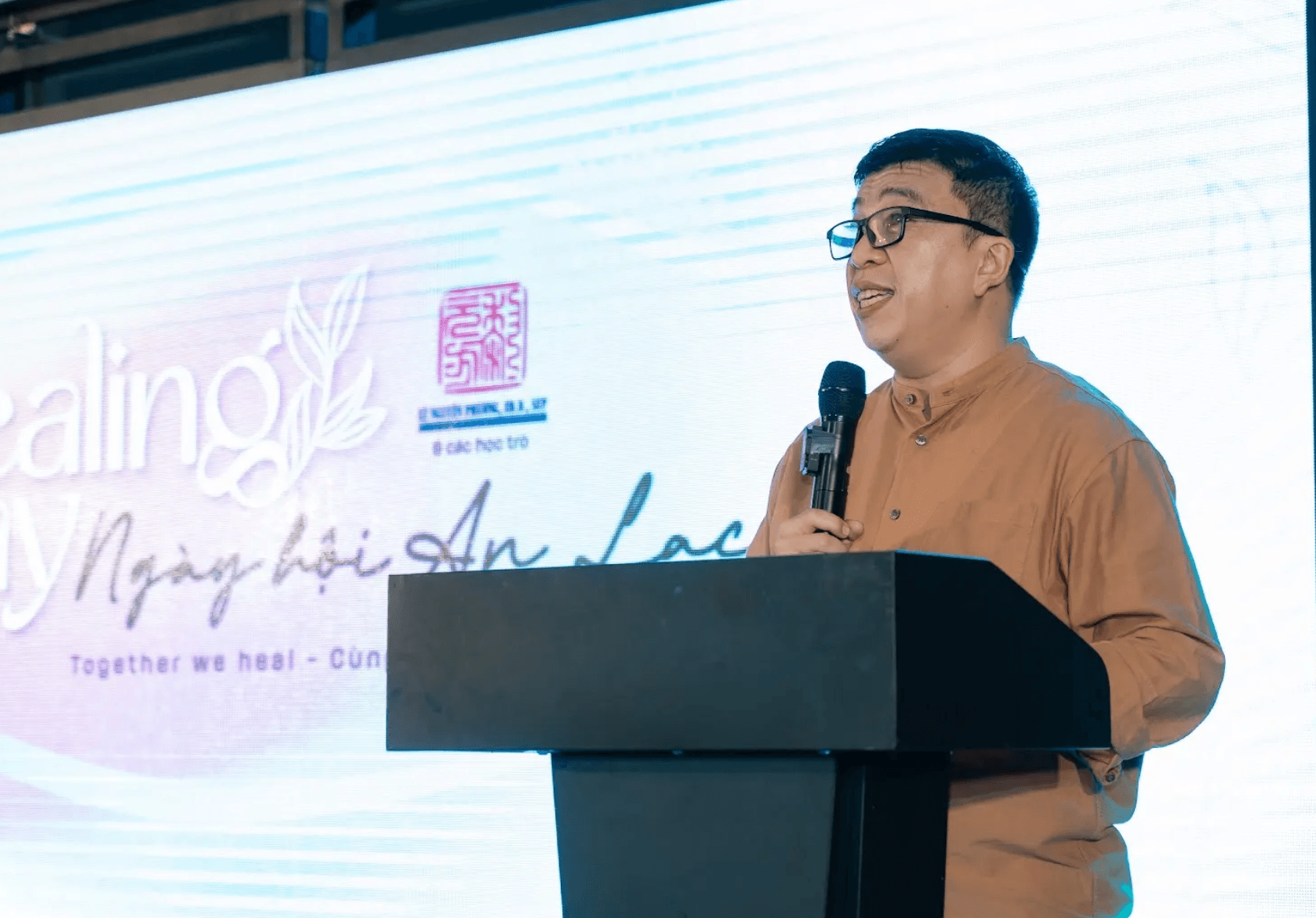 Ảnh màn hình 2025-11-08 lúc 19.04.21
