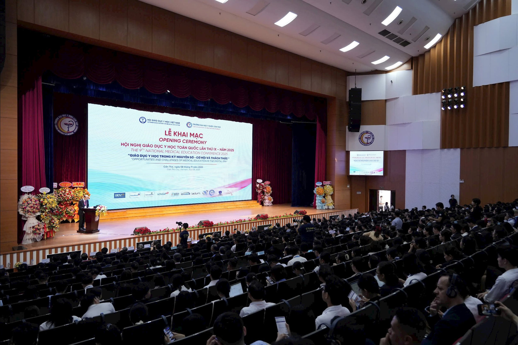 Quang cảnh hội nghị - Ảnh: L.S