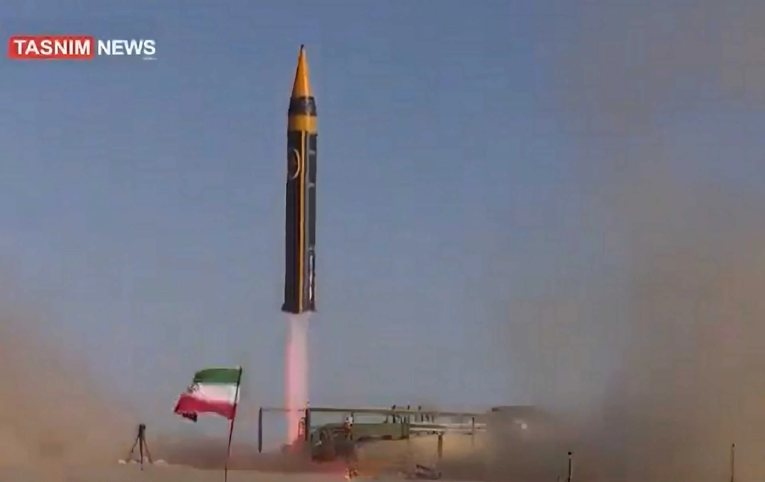 Tin vũ khí hôm nay 8.11: Iran tuyên bố sở hữu tên lửa đạn đạo xuyên lục địa tầm 10.000km 