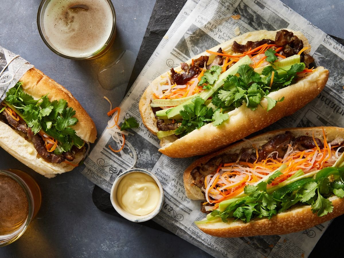 Vụ ngộ độc bánh mì: Công nghệ nào để cứu ẩm thực đường phố? 