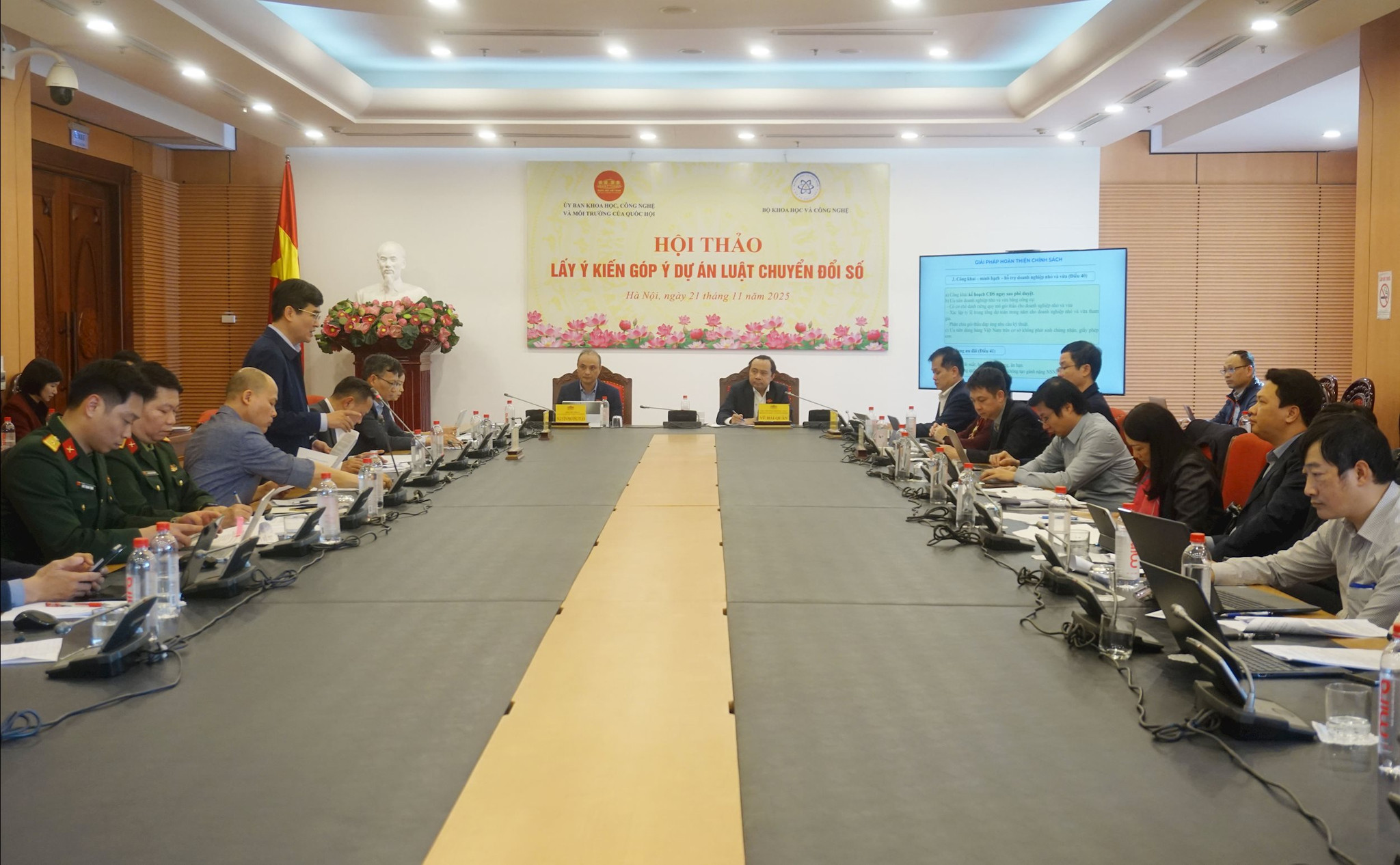 chuyển đổi số