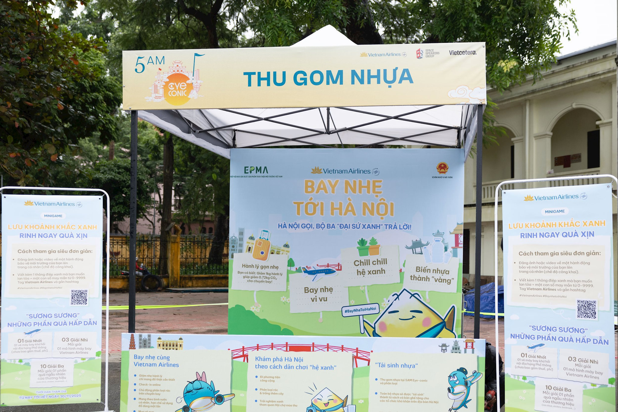 Booth thu gom rác thải nhựa tại sự kiện hướng dẫn công chúng thực hiện những hành động xanh vì môi trường tại sự kiện “5AM Eye-Conic Hà Nội”