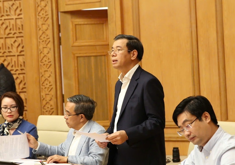 gen-h-tong-giam-doc-cong-ty-co-phan-dau-tu-va-phat-trien-duong-sat-cao-toc-vinspeed-nguyen-viet-quang-1764246055083769829334.jpg